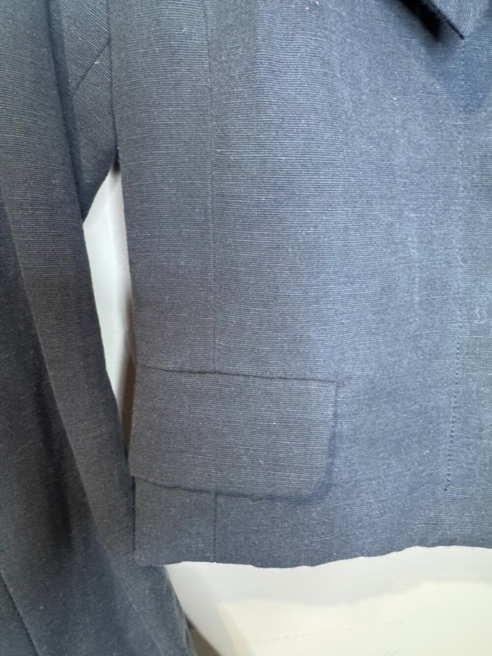 NEW Club Monaco | Cropped Linen Blend Blazer Jacket | Black | Size 2 - Picture 4 of 7